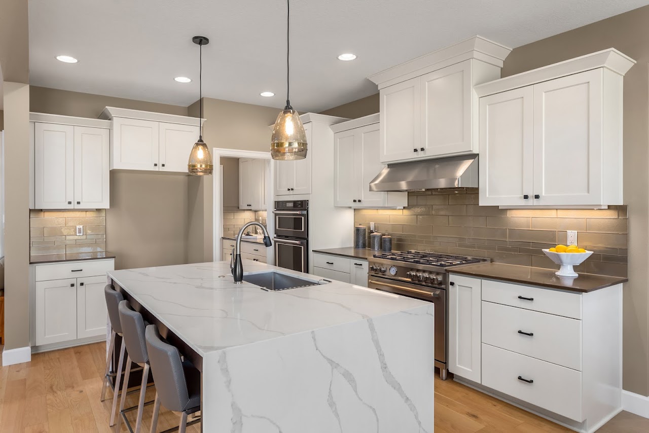 Apache Tile, Countertops, and Flooring Outlet project